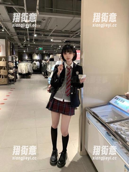 17c吃瓜 听说17c吃瓜里的那些事,有什么可以永久值得珍藏的嘛?