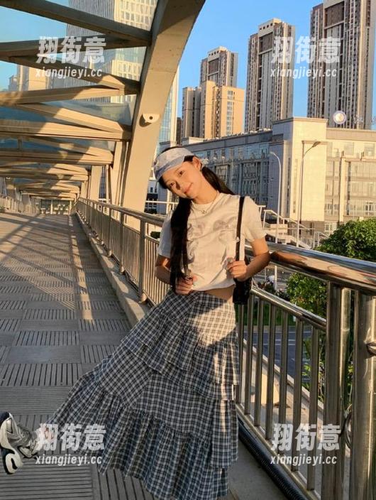 51cg吃瓜网 51cg吃瓜网最新推荐:如何把回家的路变成吃瓜狂欢节!