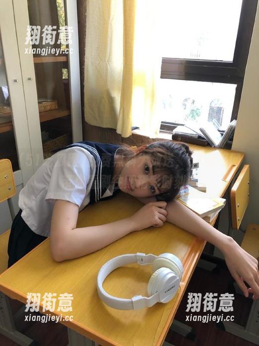 51吃瓜网 免费黑料大放送,51吃瓜网带你重刷往期精彩时刻!