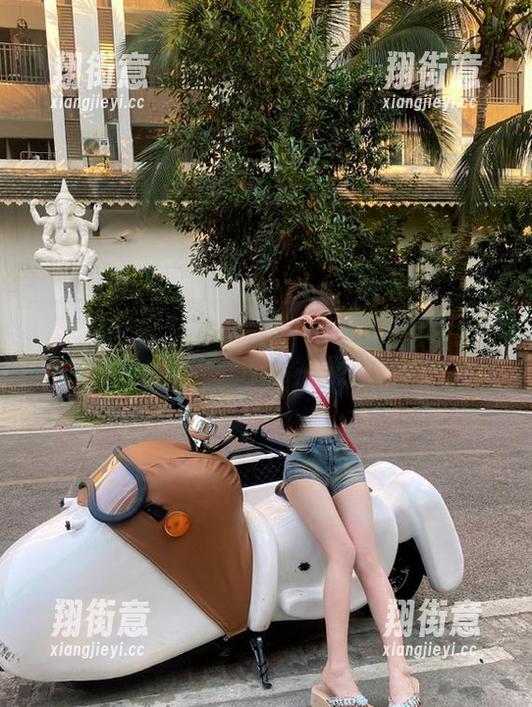 ccgg.me https丿丿ccgg.me:又一波惊悚视频,我的脑补开始发酵了!