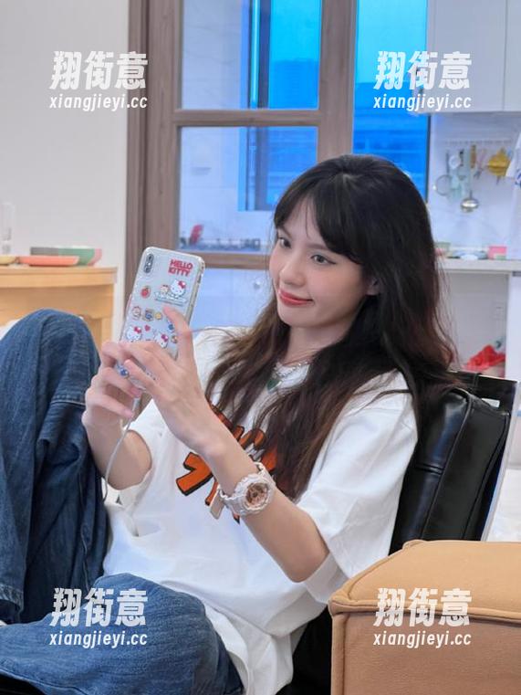 cgfun “哦,瓜又来了!”观看51.cgfun里的疯狂吃瓜场面!