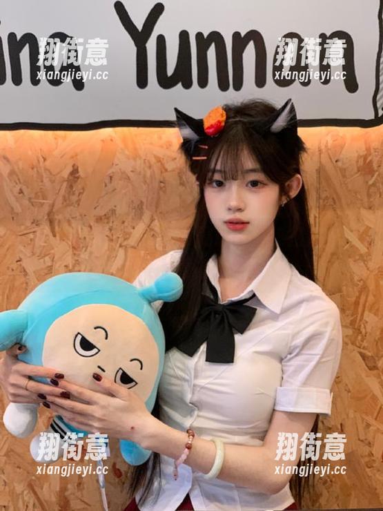 hlw hlw:直达你最想吃的热搜瓜,完美避雷指南!