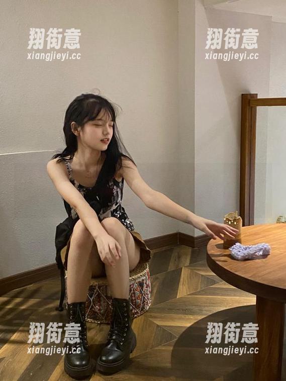 zztt 看看!zztt11突如其来的更新就像一颗烟花,绚烂得让人惊叹!