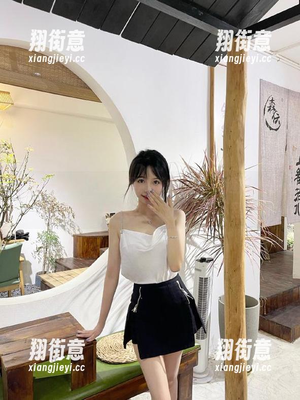 九一黑料 九一黑料带你穿越,透过传送门看到的视频真是让人意想不到!