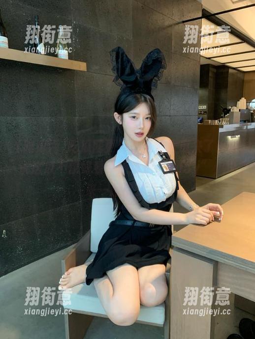 吃瓜网 吃瓜网更新,必看大瓜来了!听说这瓜不仅好看,还特别“juicy”,快来一起欣赏下!