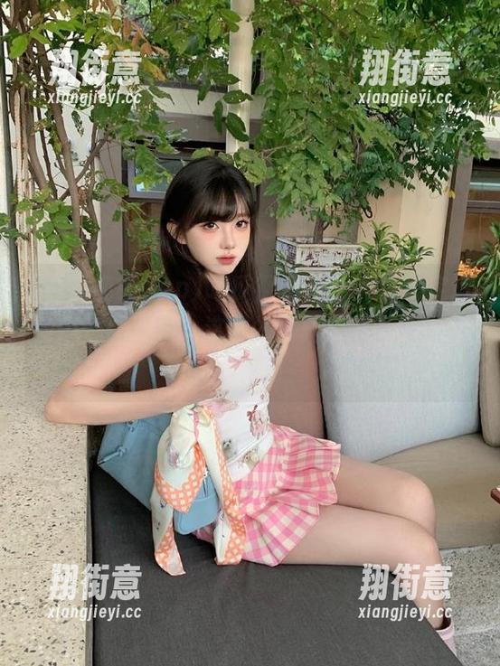 吃瓜视频app 吃瓜视频app,你确定这些瓜都能消化?这网站可真是个“重口味”档口!