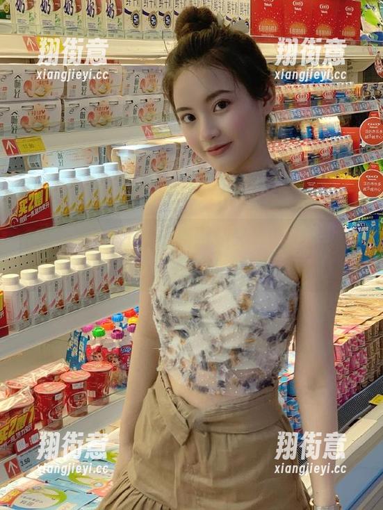 扒哥黑料 扒哥黑料网站又更新了,看看这次谁被翻出来了?