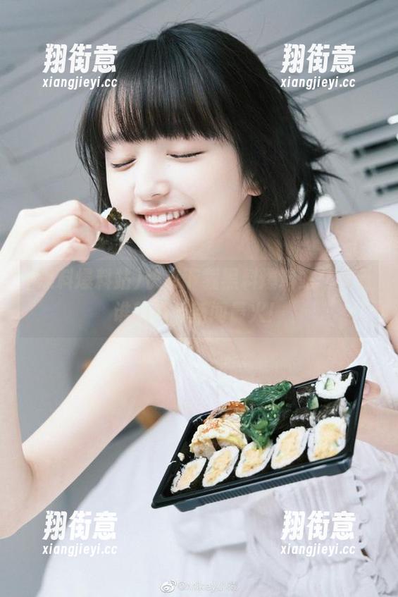 快来下载黑料爆料站，看看谁的桃色新闻最火！