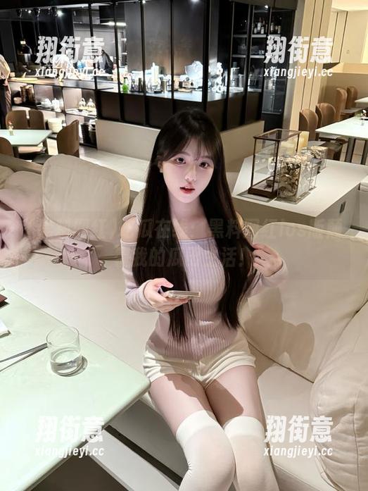 黑料网红 吃瓜在线:黑料网红ios版颠覆我的瓜田生活!