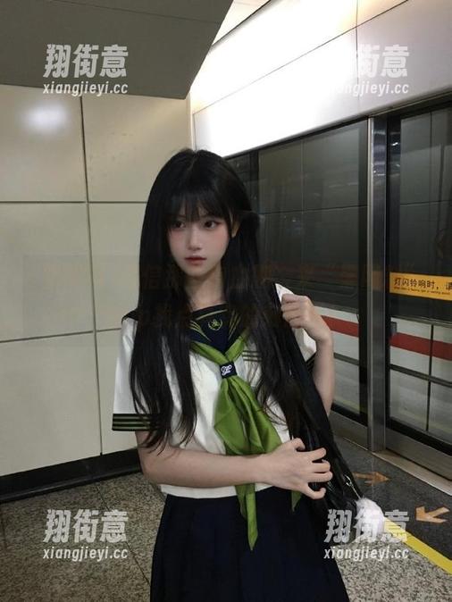 黑网料 别信那些狗血剧,来“黑网料”app找点真实的刺激吧!